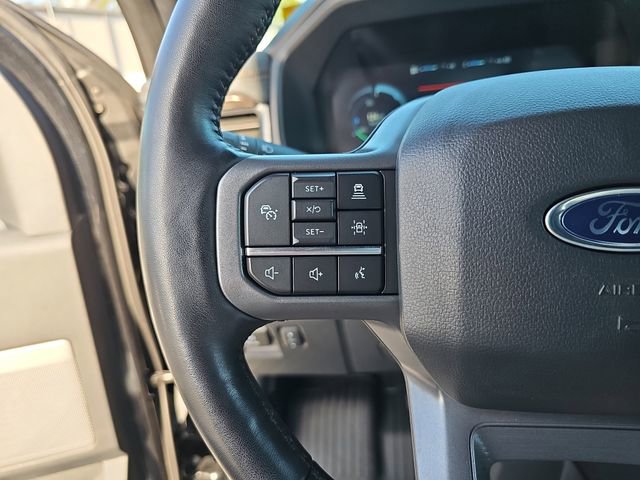 Used 2023 Ford F150 Lightning Lariat image 17
