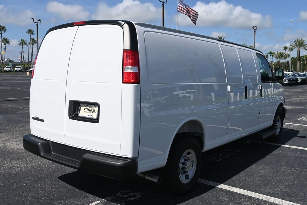 New 2025 Chevrolet Express 3500 Extended w/ Driver Convenience Package RWD image 5