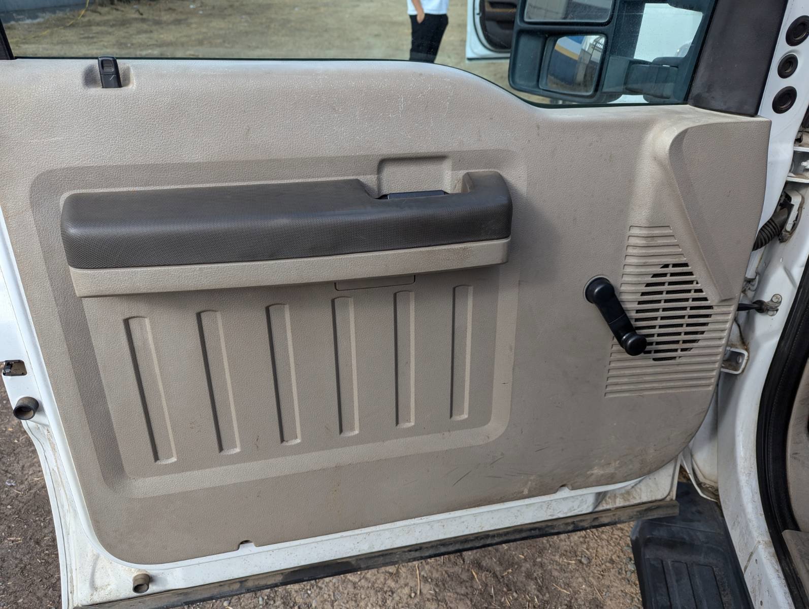 Used 2008 Ford F350 XL image 8