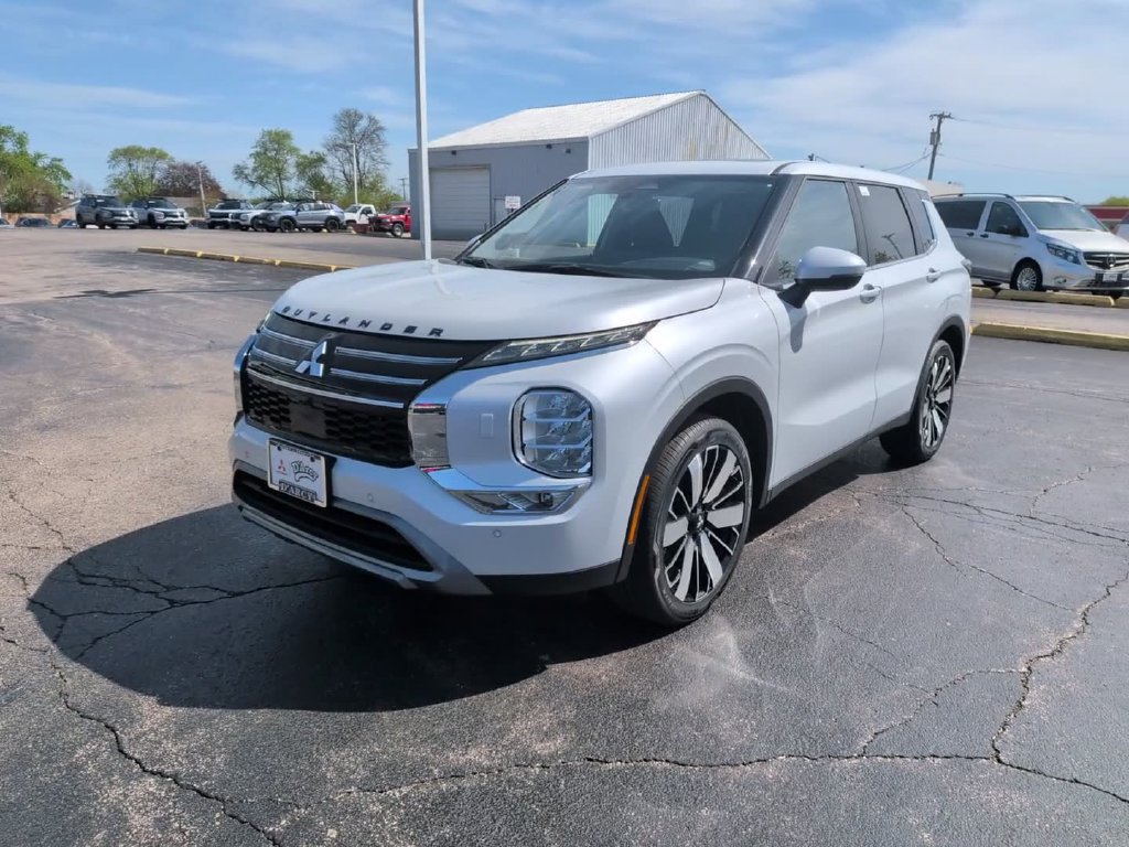 New 2026 Mitsubishi Outlander SE AWD/4WD image 15
