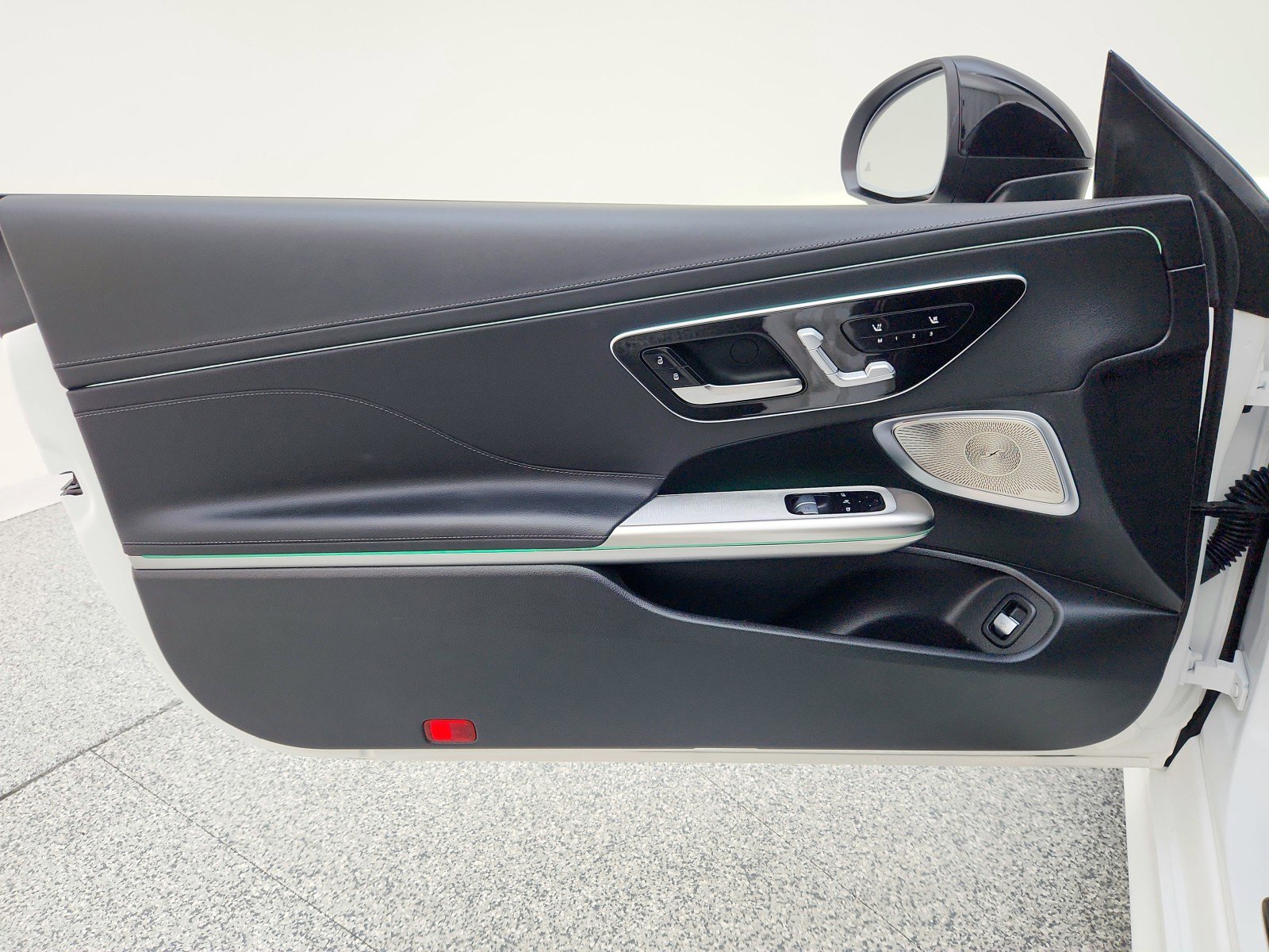 Certified 2025 Mercedes-Benz CLE 450 4MATIC Coupe image 25