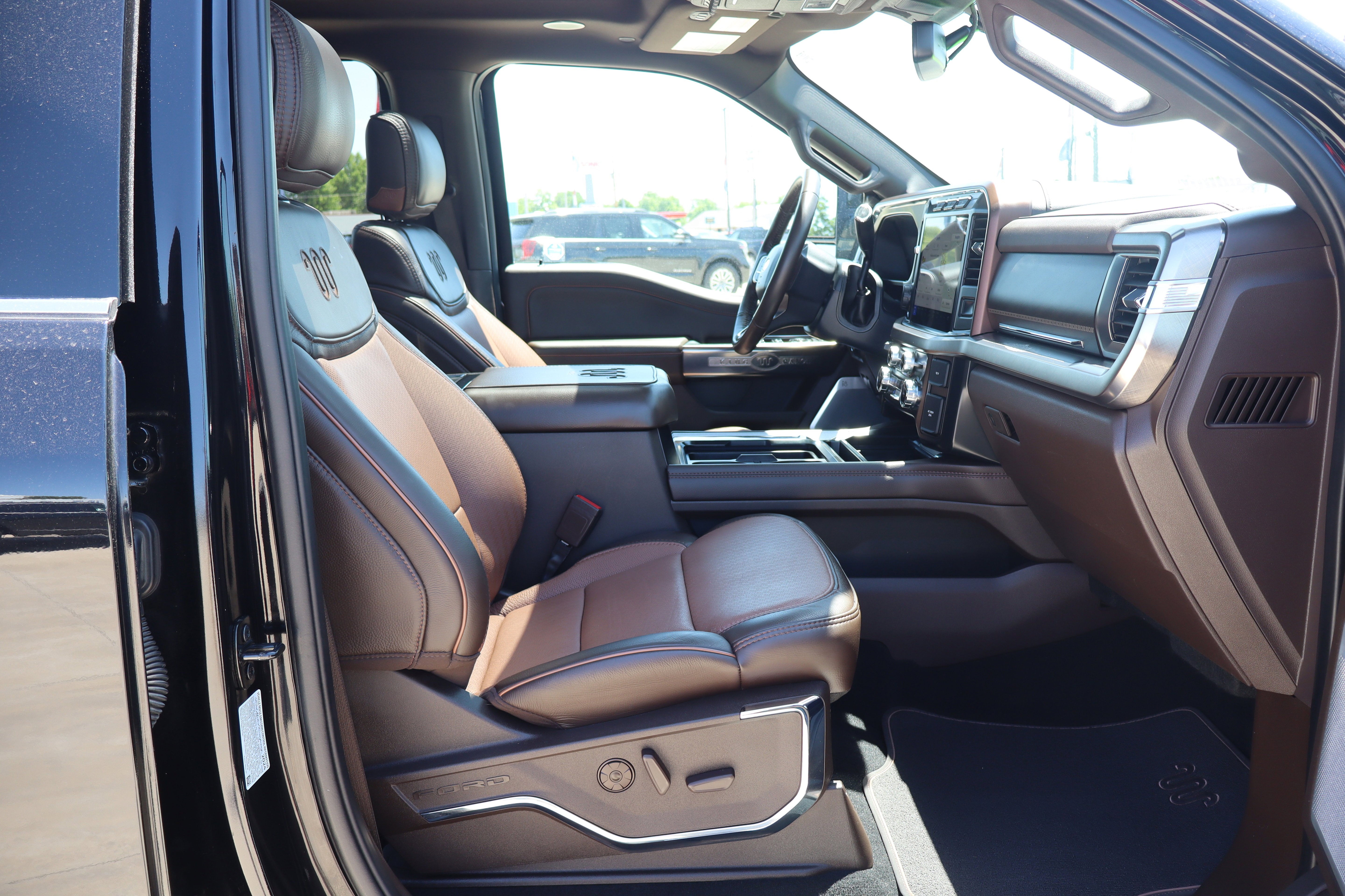 Used 2024 Ford F250 King Ranch AWD/4WD image 13