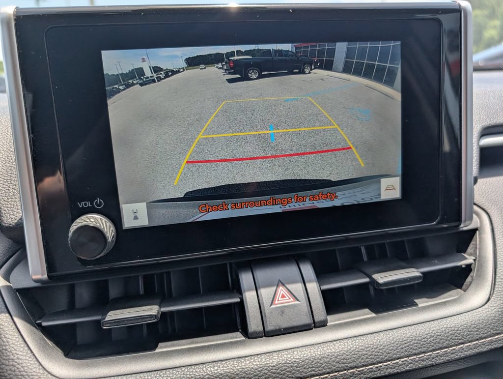 Used 2023 Toyota RAV4 XLE FWD image 14