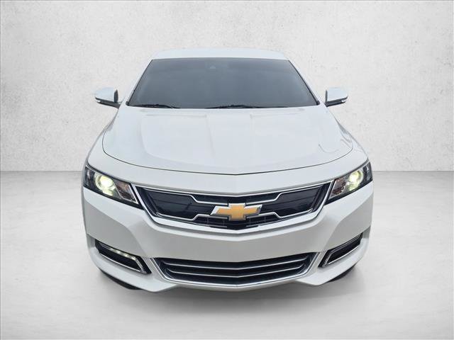 Used 2017 Chevrolet Impala Premier w/ Enhanced Convenience Package FWD image 2