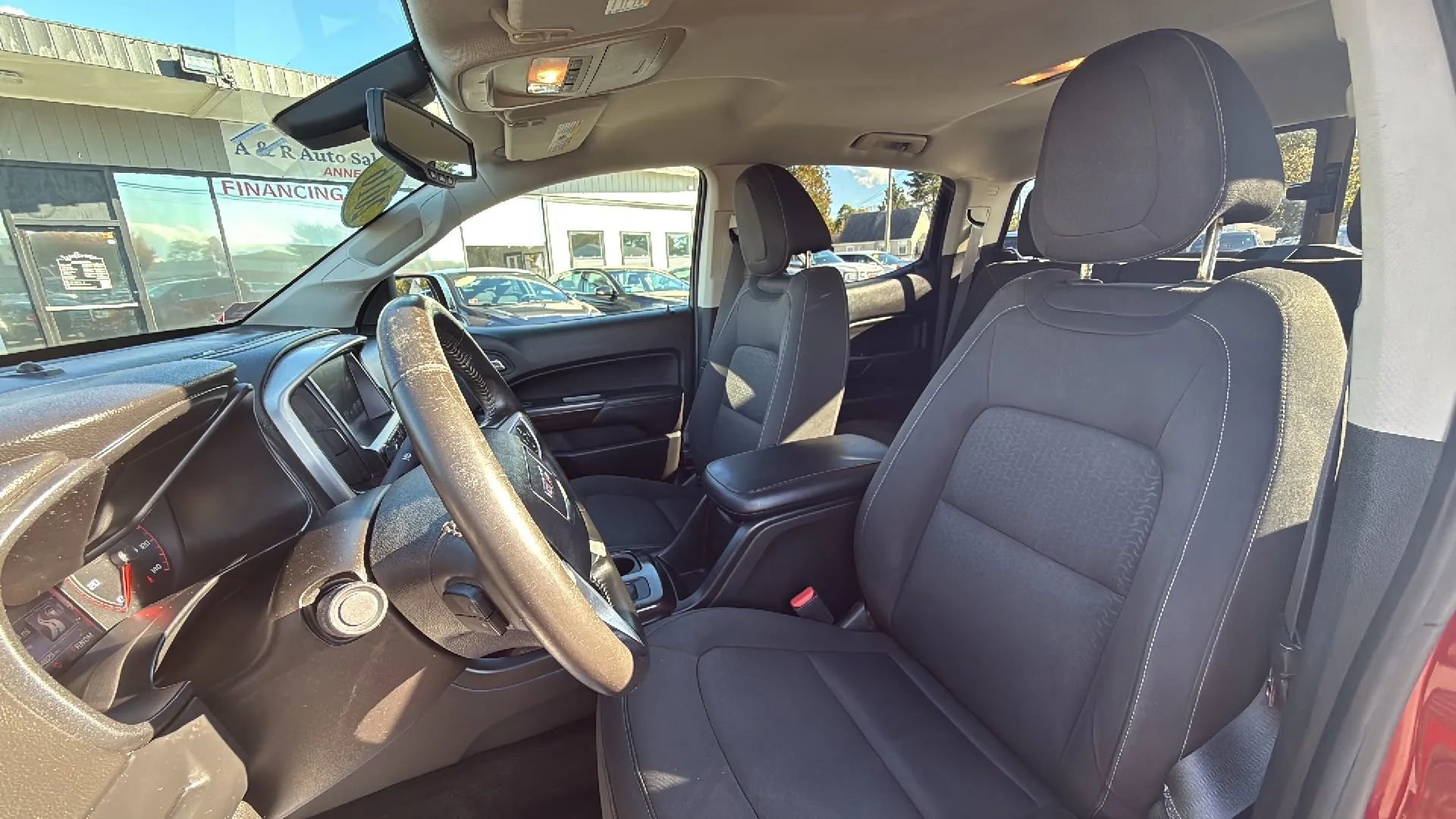 Used 2016 GMC Canyon SLE w/ SLE Convenience Package image 16