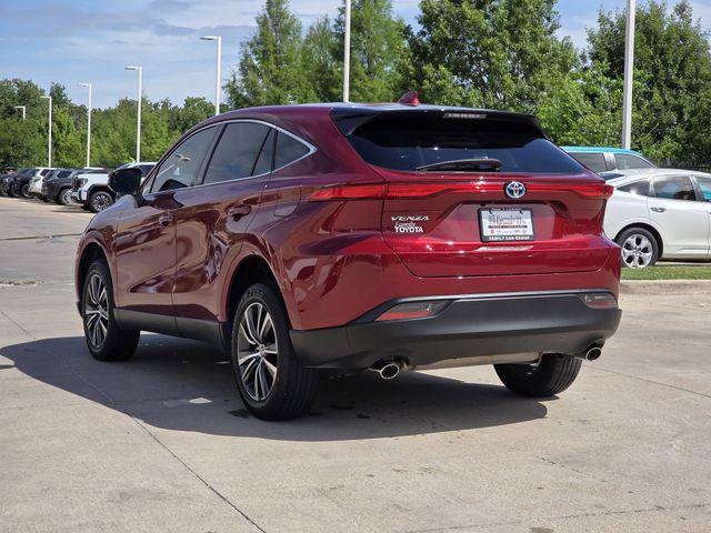 Certified 2023 Toyota Venza LE AWD/4WD image 3