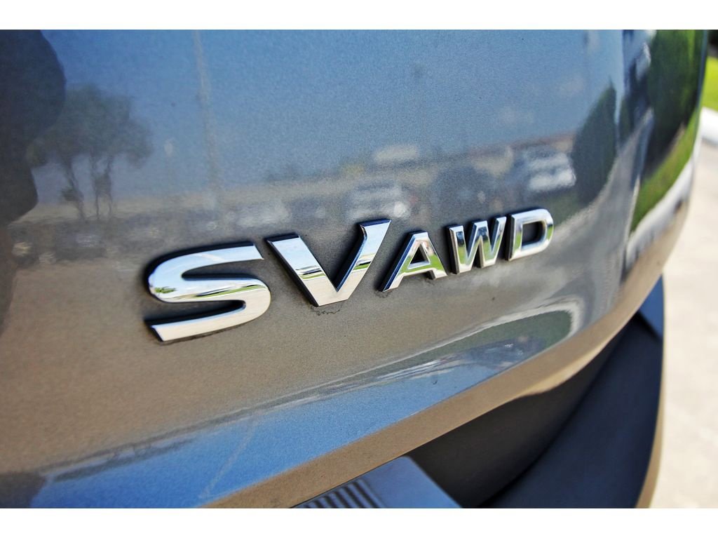 Used 2023 Nissan Rogue SV AWD/4WD image 6