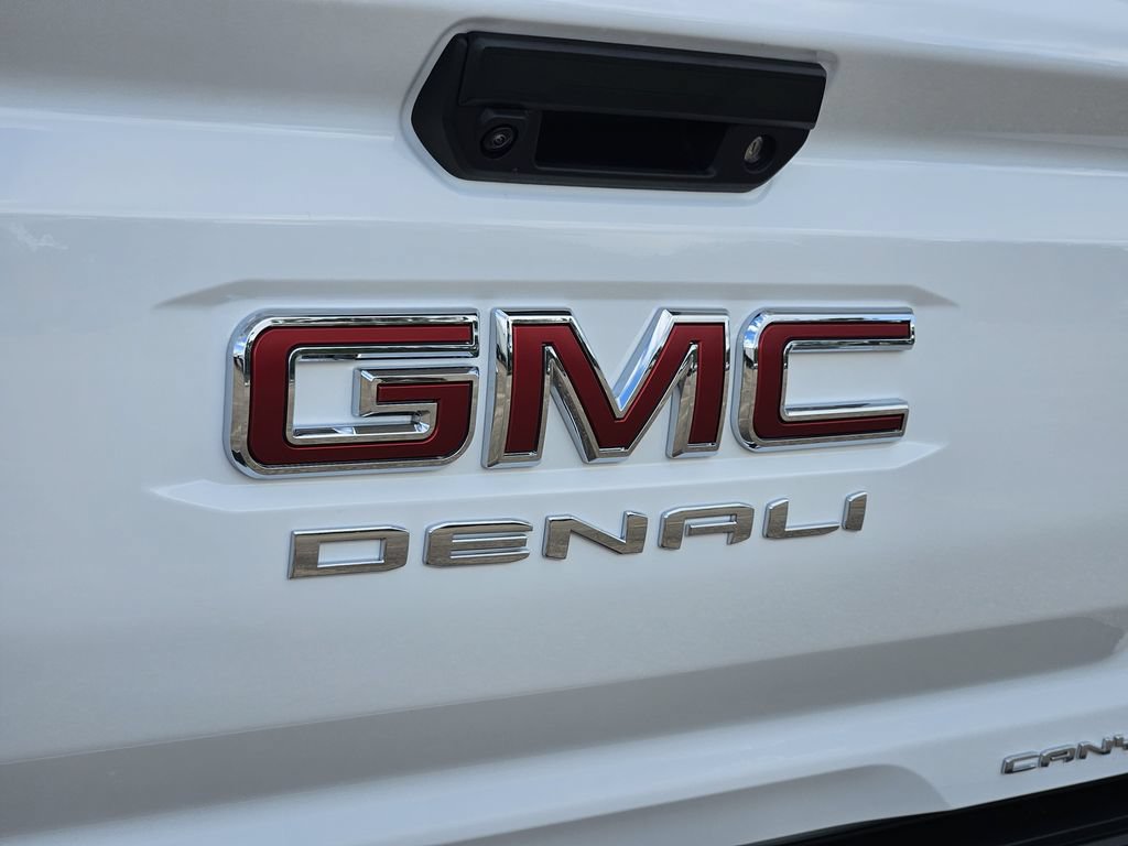 New 2026 GMC Canyon Denali AWD/4WD image 8