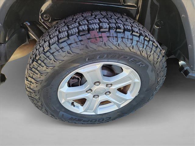 Used 2019 Jeep Wrangler Unlimited Sport S AWD/4WD image 11