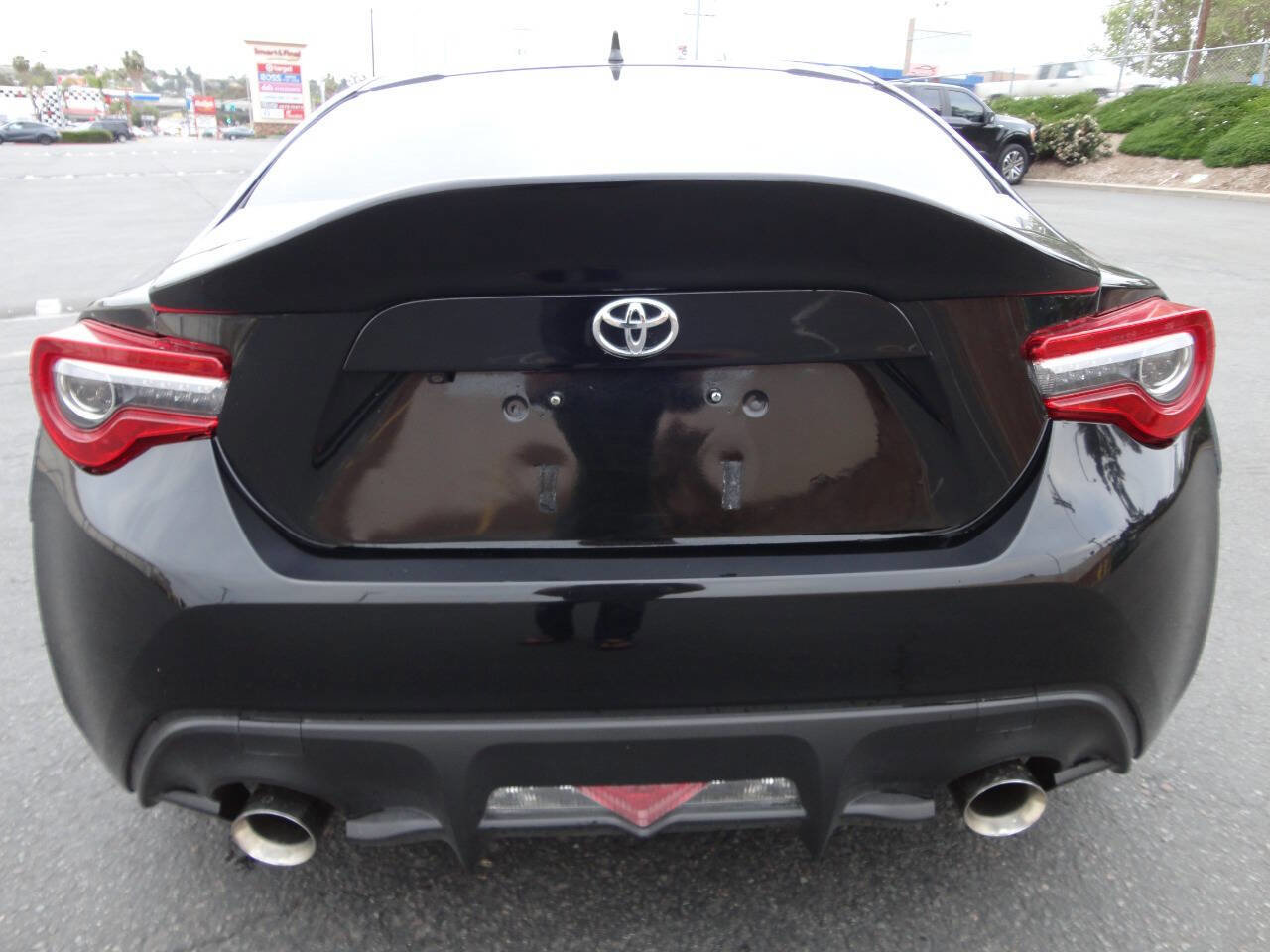 Used 2018 Toyota 86 image 8