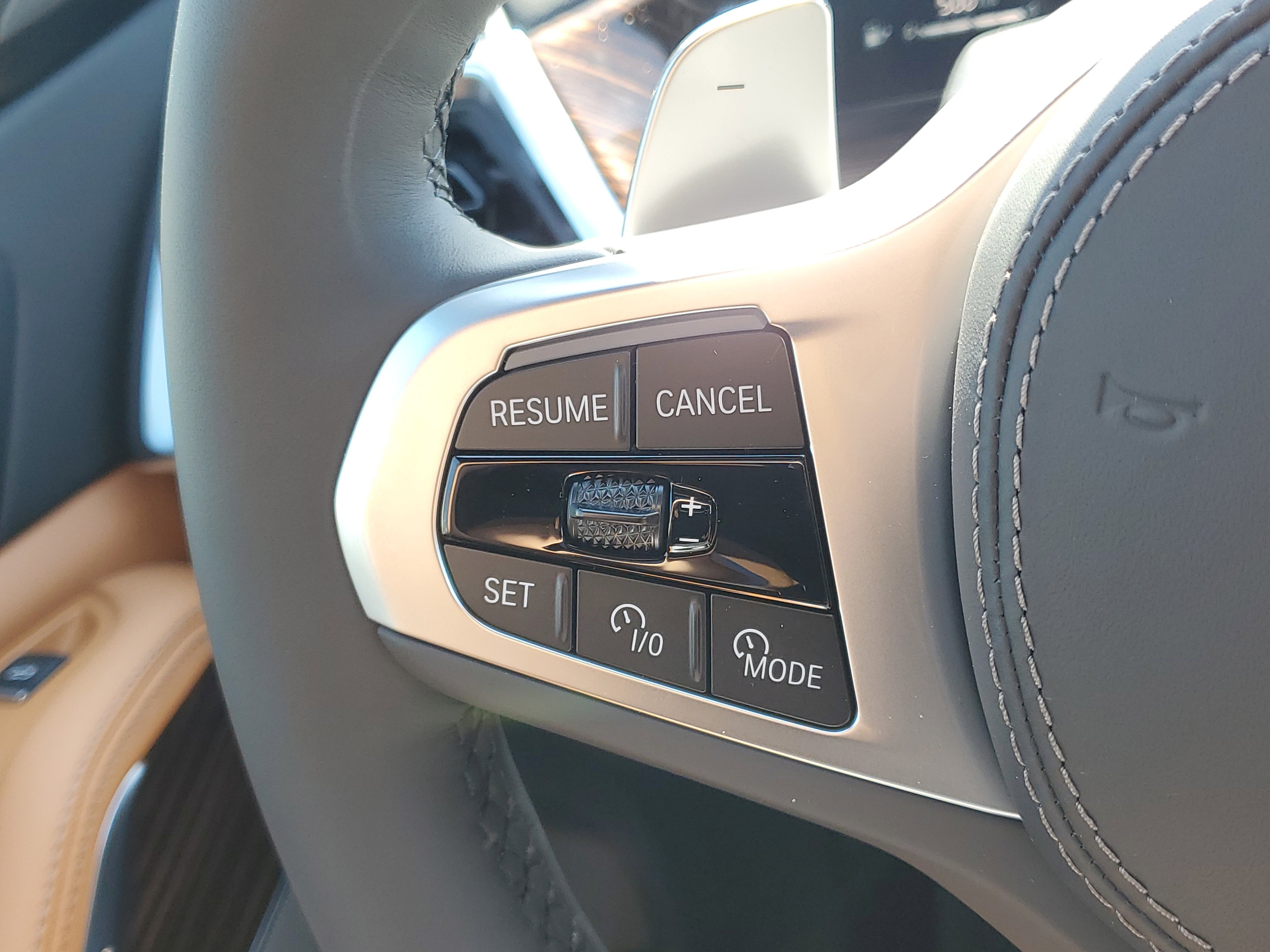 New 2026 BMW X5 xDrive40i w/ M Sport Package AWD/4WD image 11