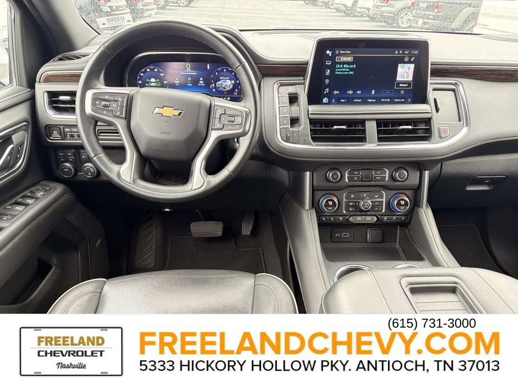 Used 2023 Chevrolet Suburban Premier image 19