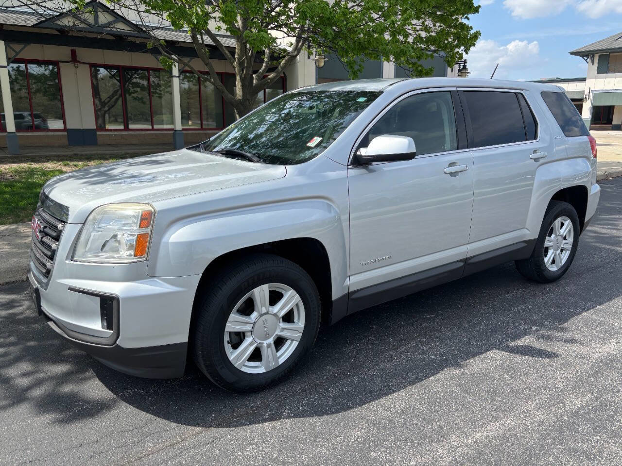 Used 2016 GMC Terrain SLE FWD image 3