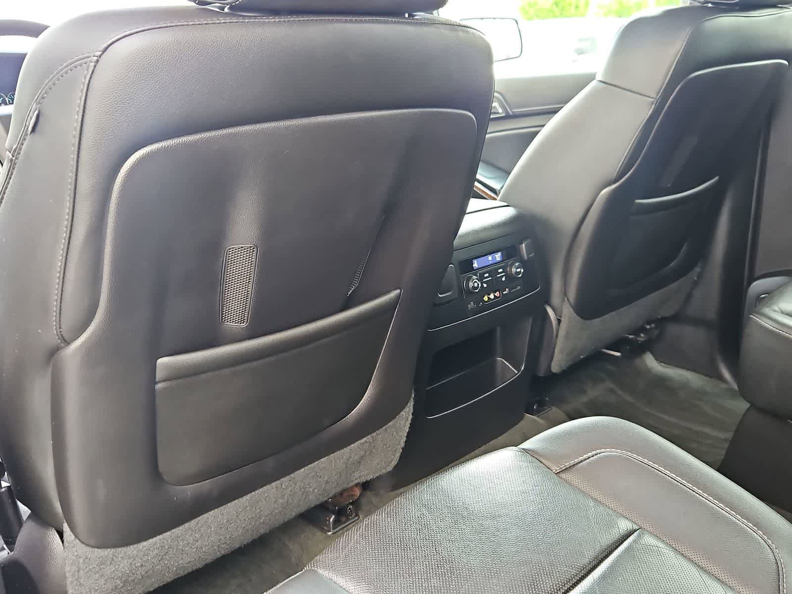 Used 2015 Chevrolet Suburban LTZ AWD/4WD image 18
