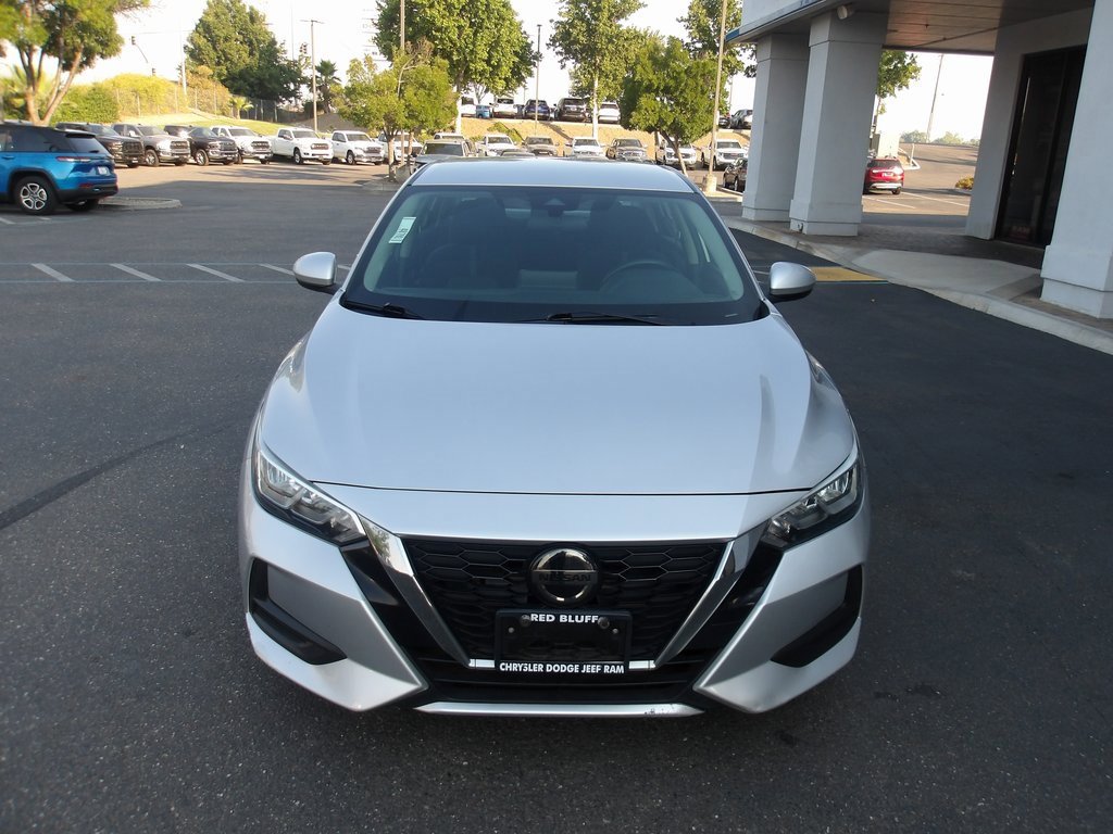 Used 2021 Nissan Sentra SV image 3