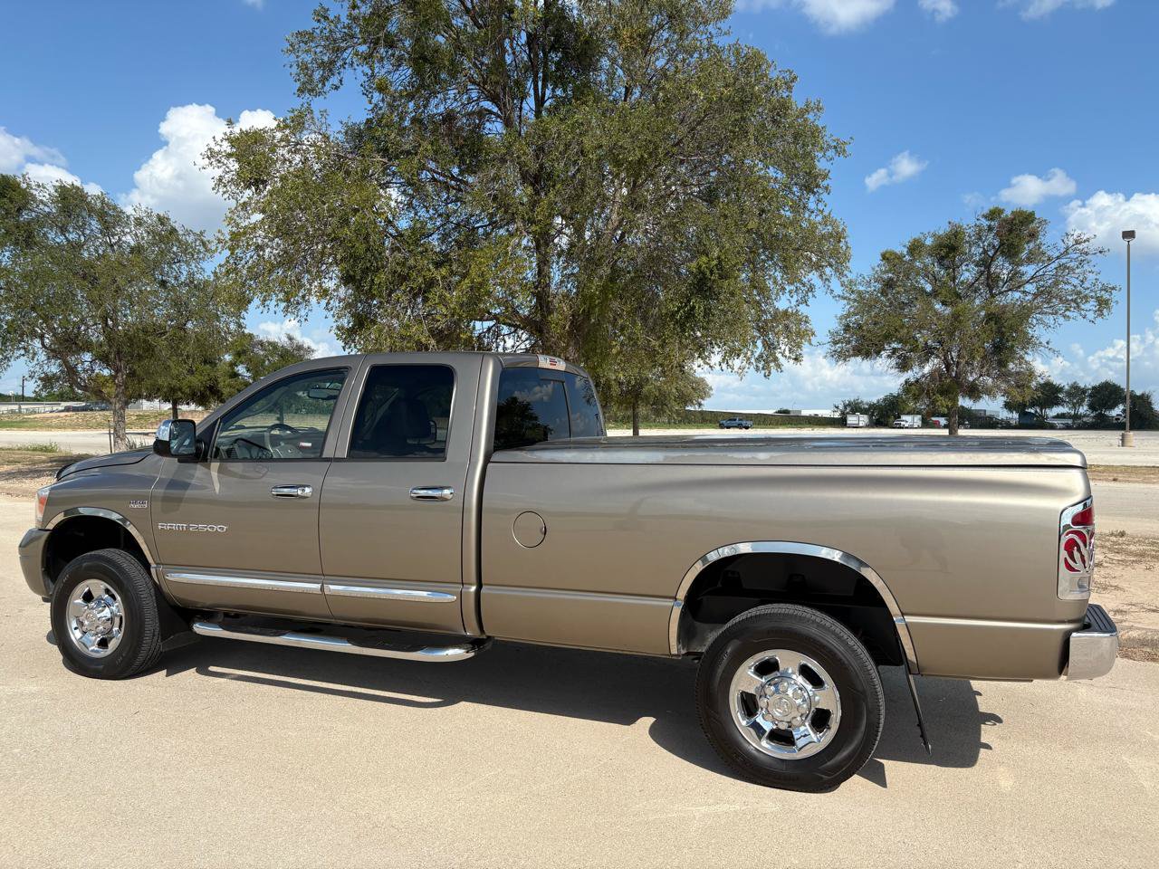 Used 2006 Dodge Ram 2500 Truck Laramie AWD/4WD image 23
