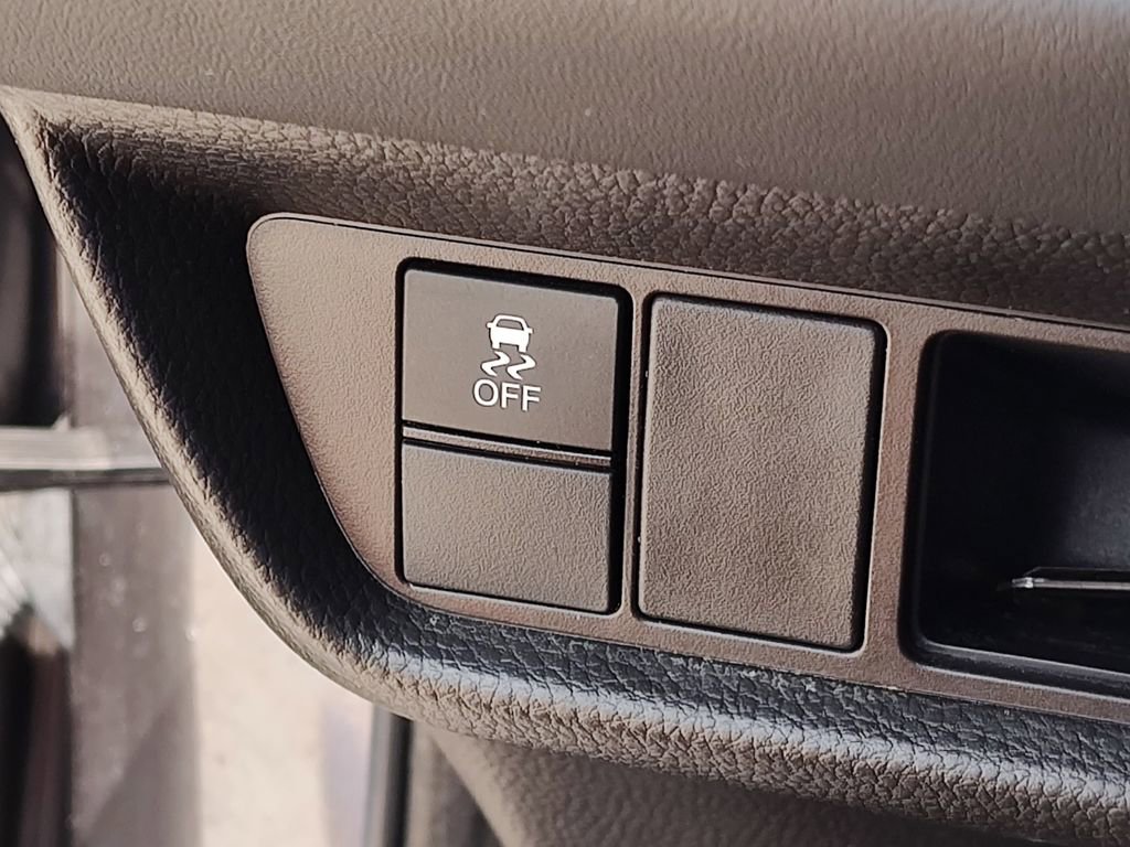 Used 2025 Honda HR-V EX-L image 21