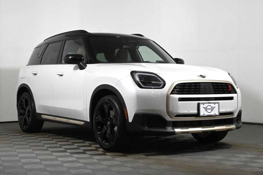 Used 2025 MINI Cooper Countryman S w/ Comfort Package Max image 9