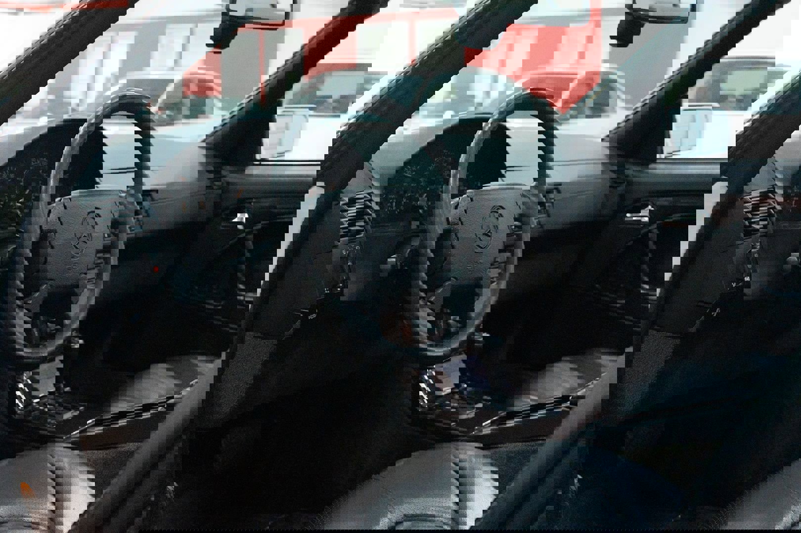 Used 1997 Mercedes-Benz SL 500 image 15