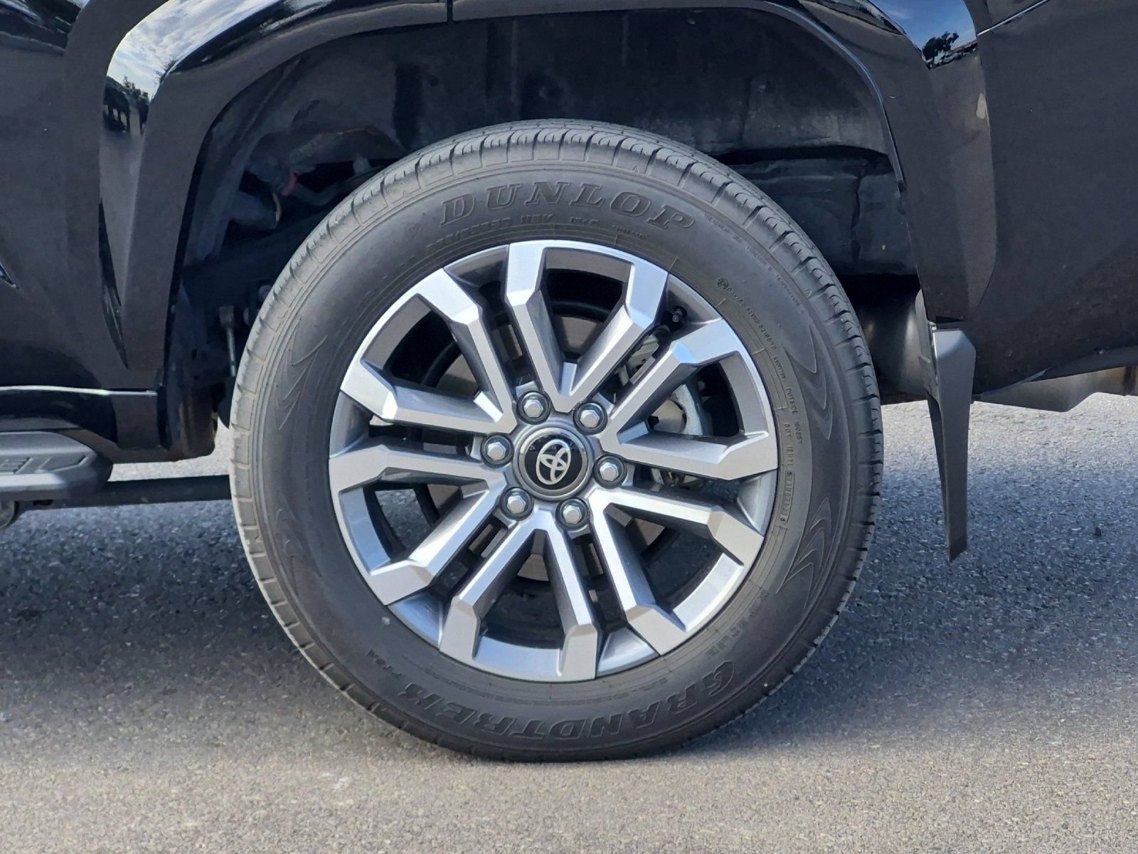 Certified 2025 Toyota 4Runner Limited AWD/4WD image 25