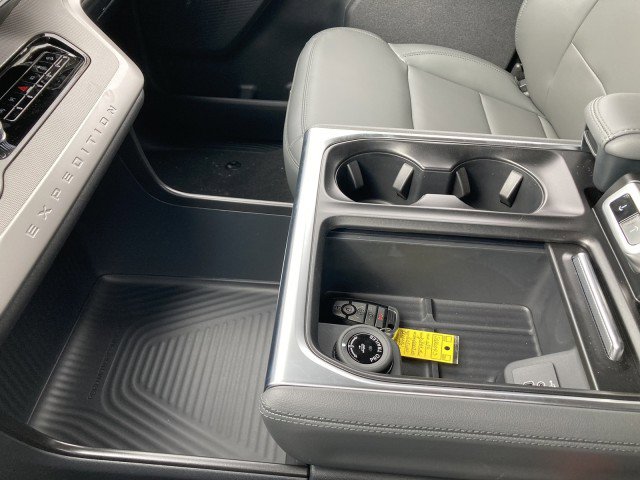 New 2026 Ford Expedition Active AWD/4WD image 19