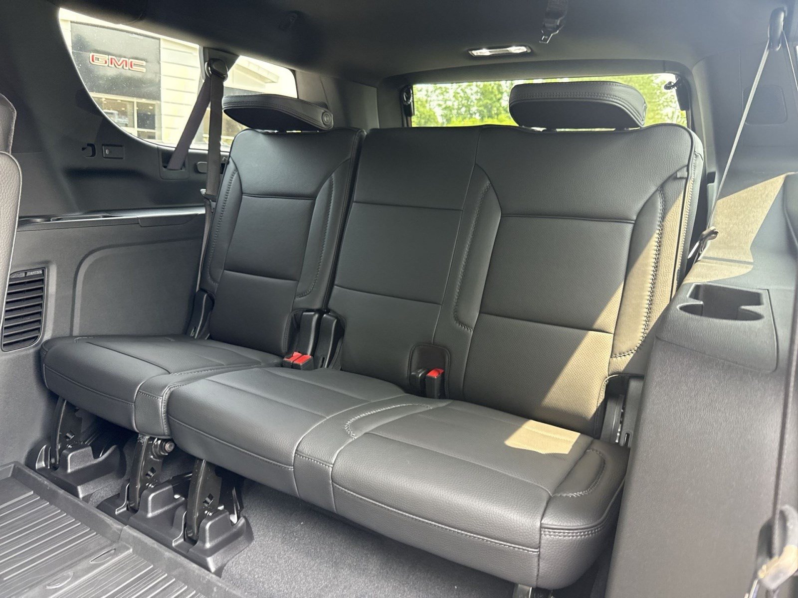 New 2026 GMC Yukon XL Denali w/ Denali Reserve Package AWD/4WD image 21