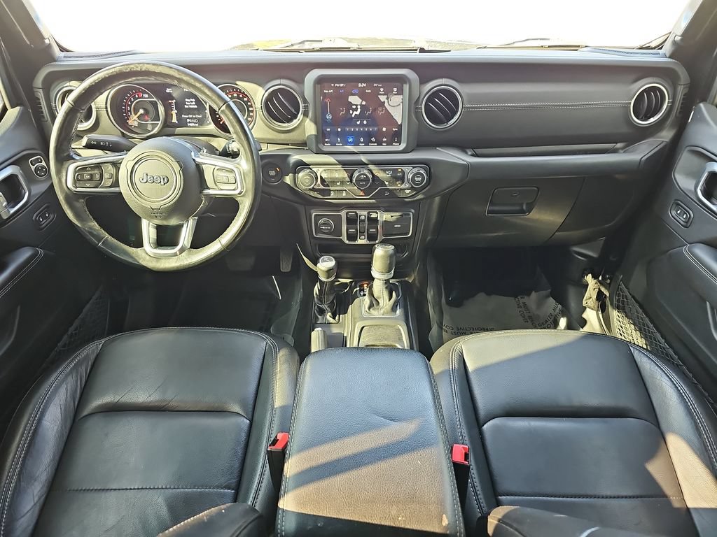 Used 2019 Jeep Wrangler Unlimited Sahara w/ Uconnect 4C Nav & Sound Group AWD/4WD image 13