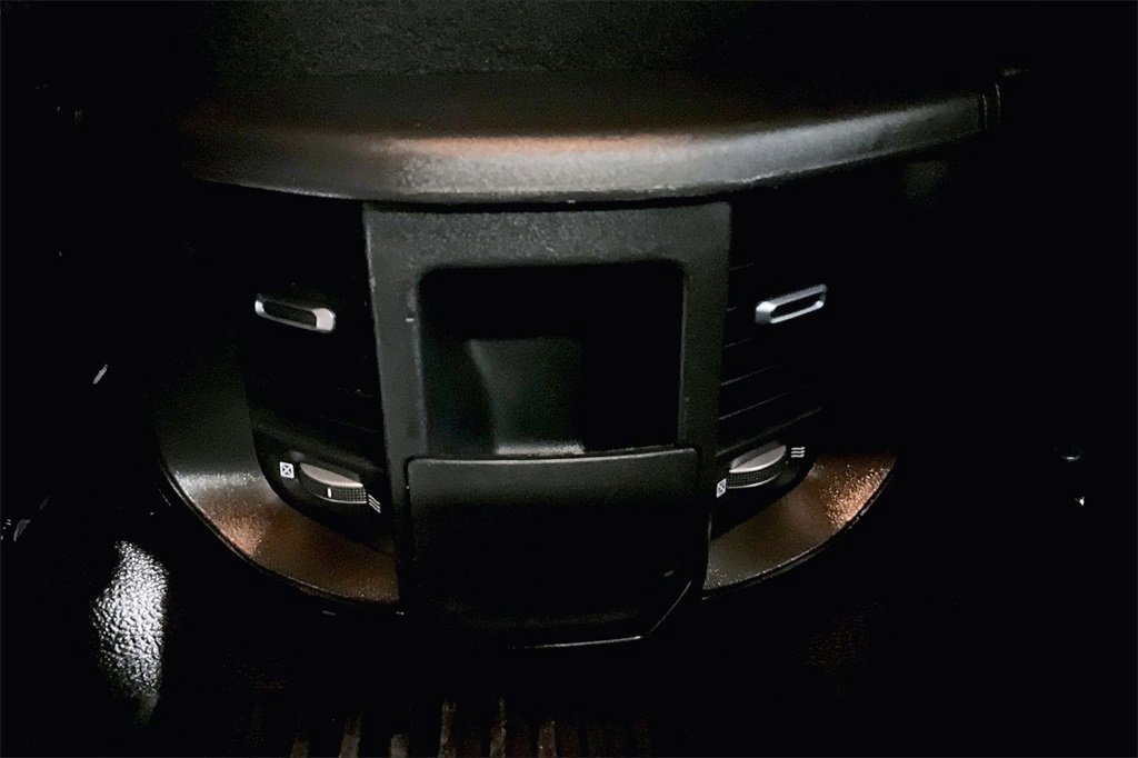 Used 2024 RAM 3500 Tradesman w/ Chrome Appearance Group image 12