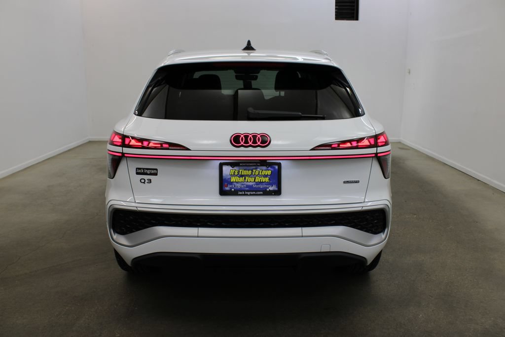 New 2026 Audi Q3 quattro 2.0T AWD/4WD image 4