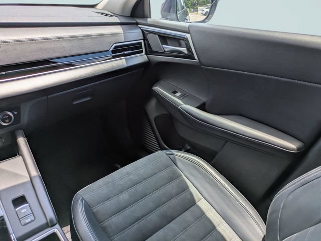 Used 2024 Mitsubishi Outlander SE FWD image 18