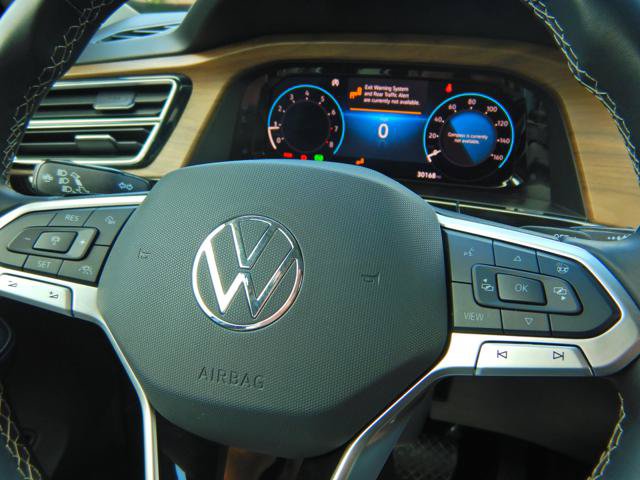Used 2025 Volkswagen Atlas SE AWD/4WD image 18