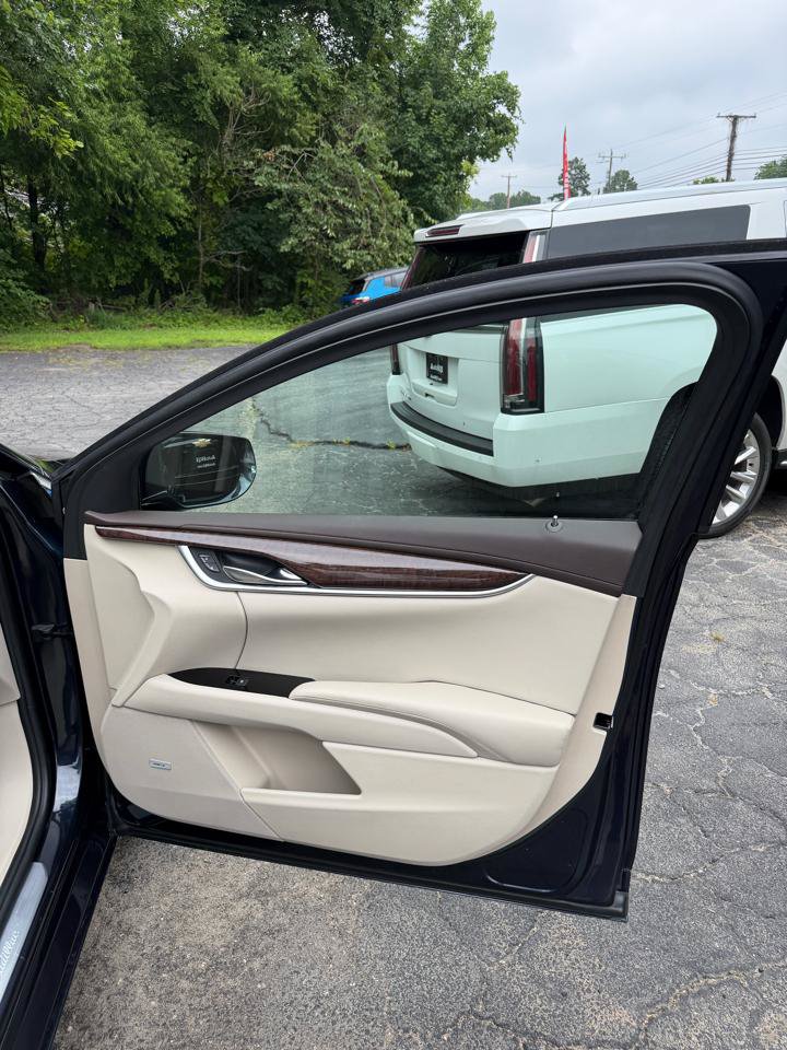 Used 2013 Cadillac XTS Premium AWD/4WD image 27