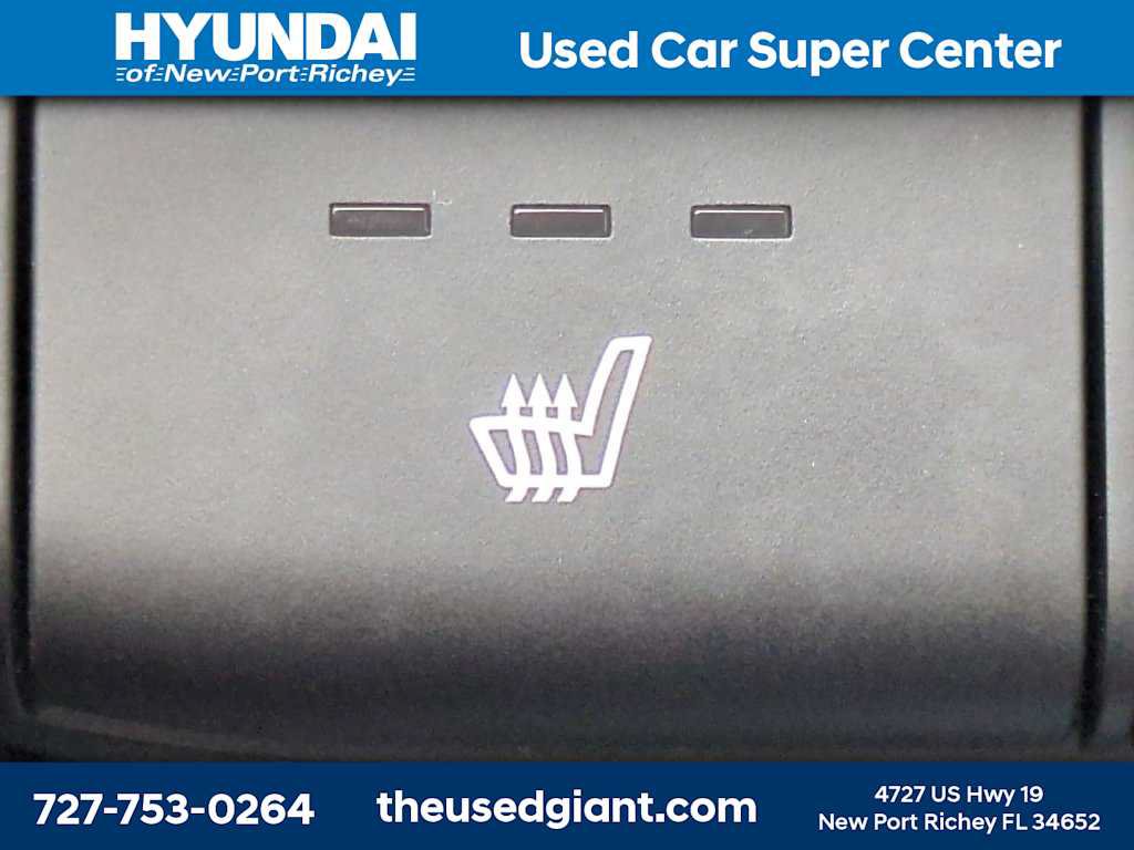 Certified 2025 Hyundai Elantra SEL FWD image 24