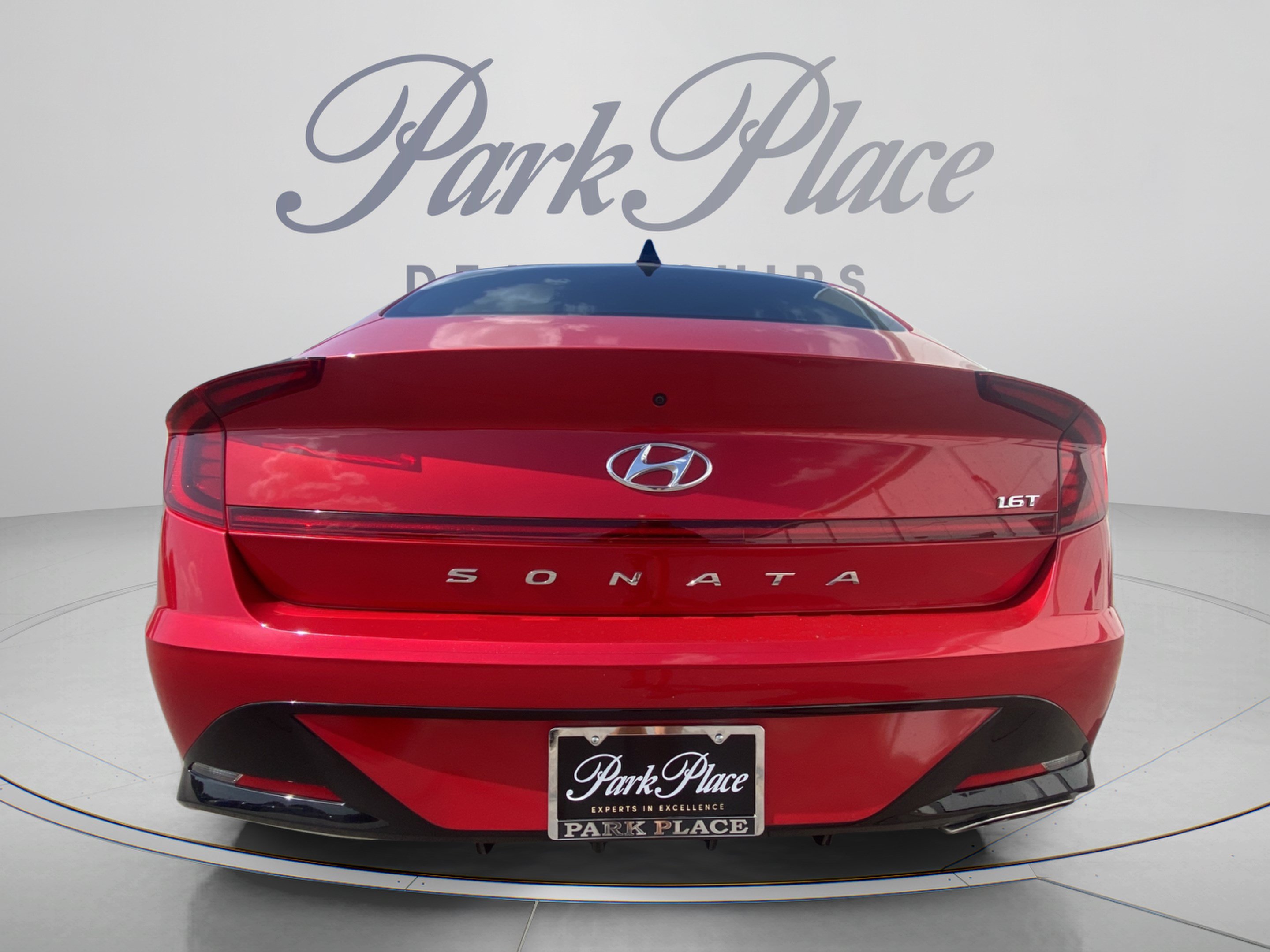 Used 2021 Hyundai Sonata SEL Plus w/ Tech Package FWD image 4