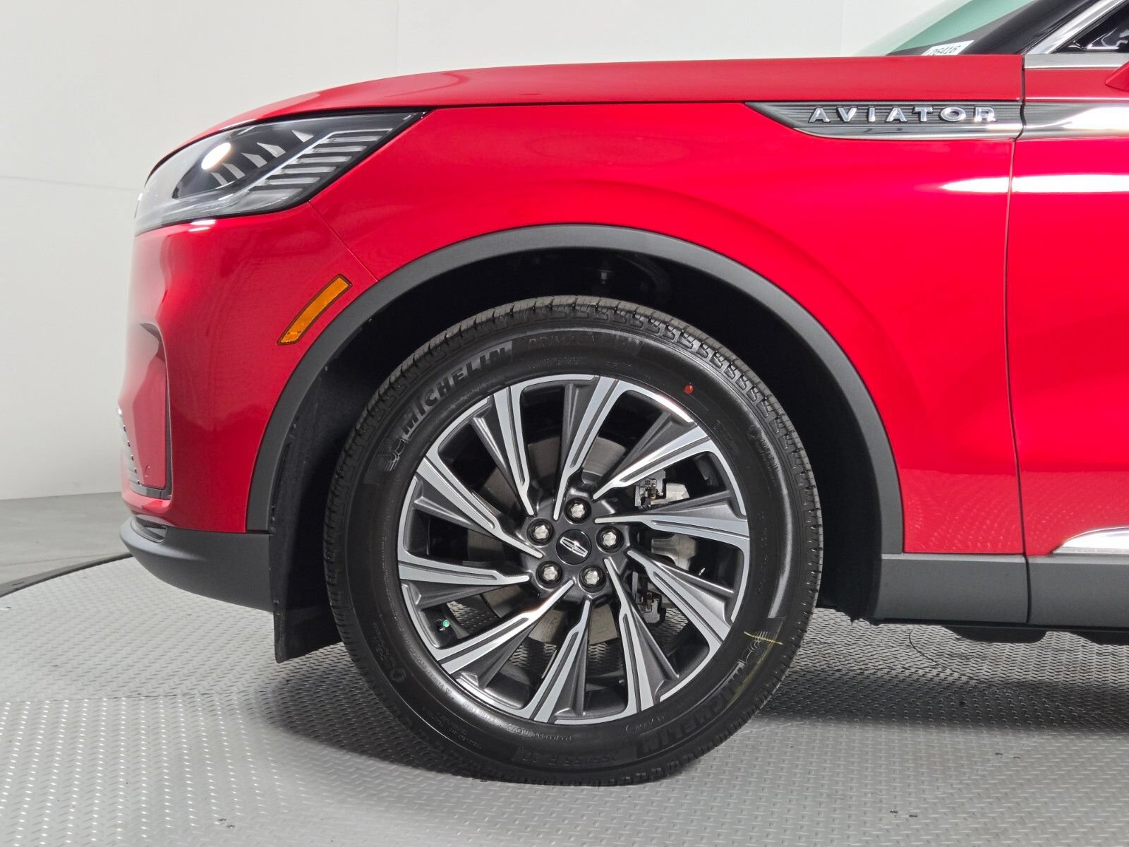 New 2026 Lincoln Aviator 2WD image 11
