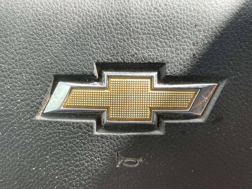Used 2021 Chevrolet Silverado 2500 Custom w/ Custom Value Package AWD/4WD image 29