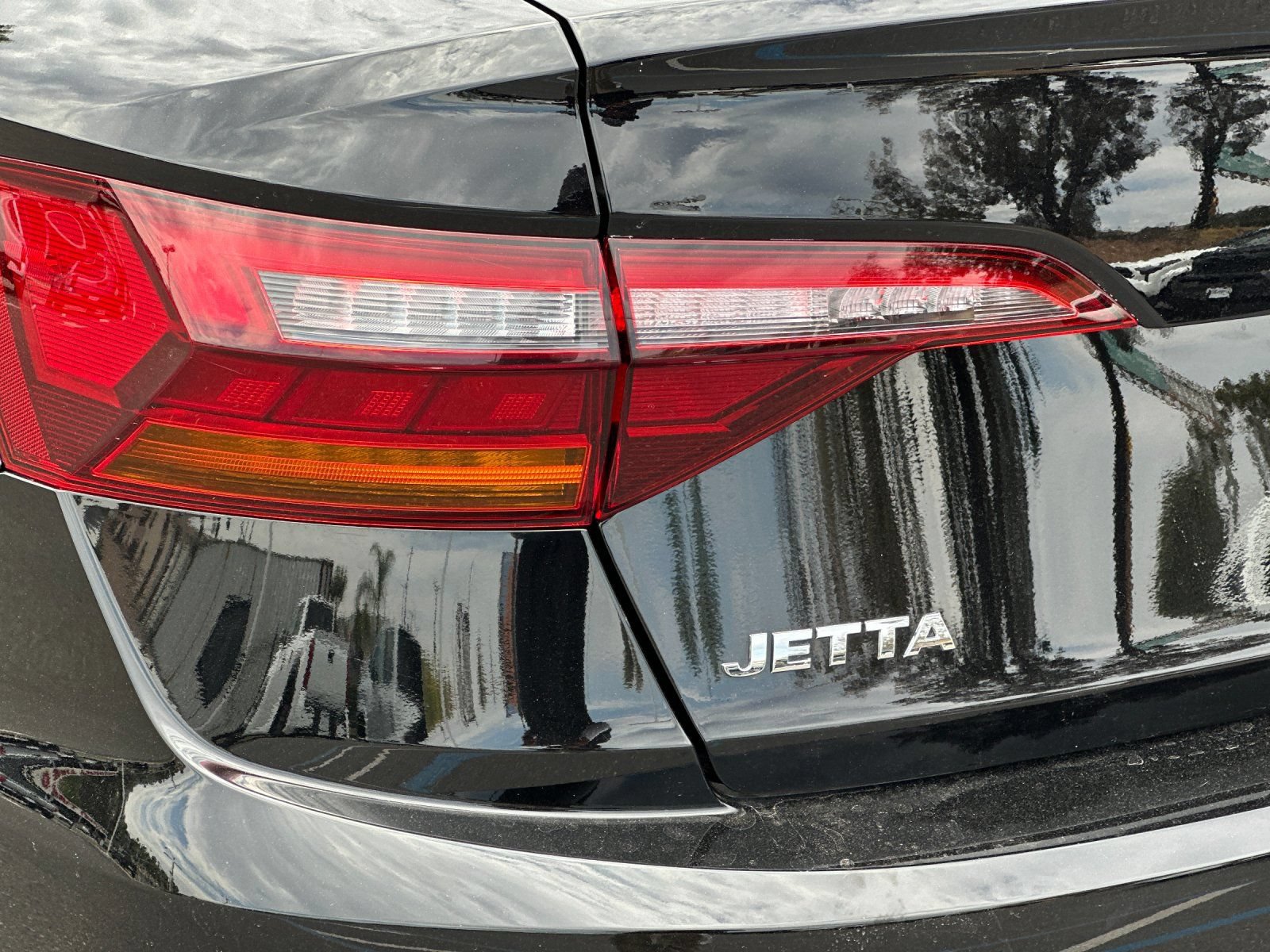 Used 2019 Volkswagen Jetta SE FWD image 23