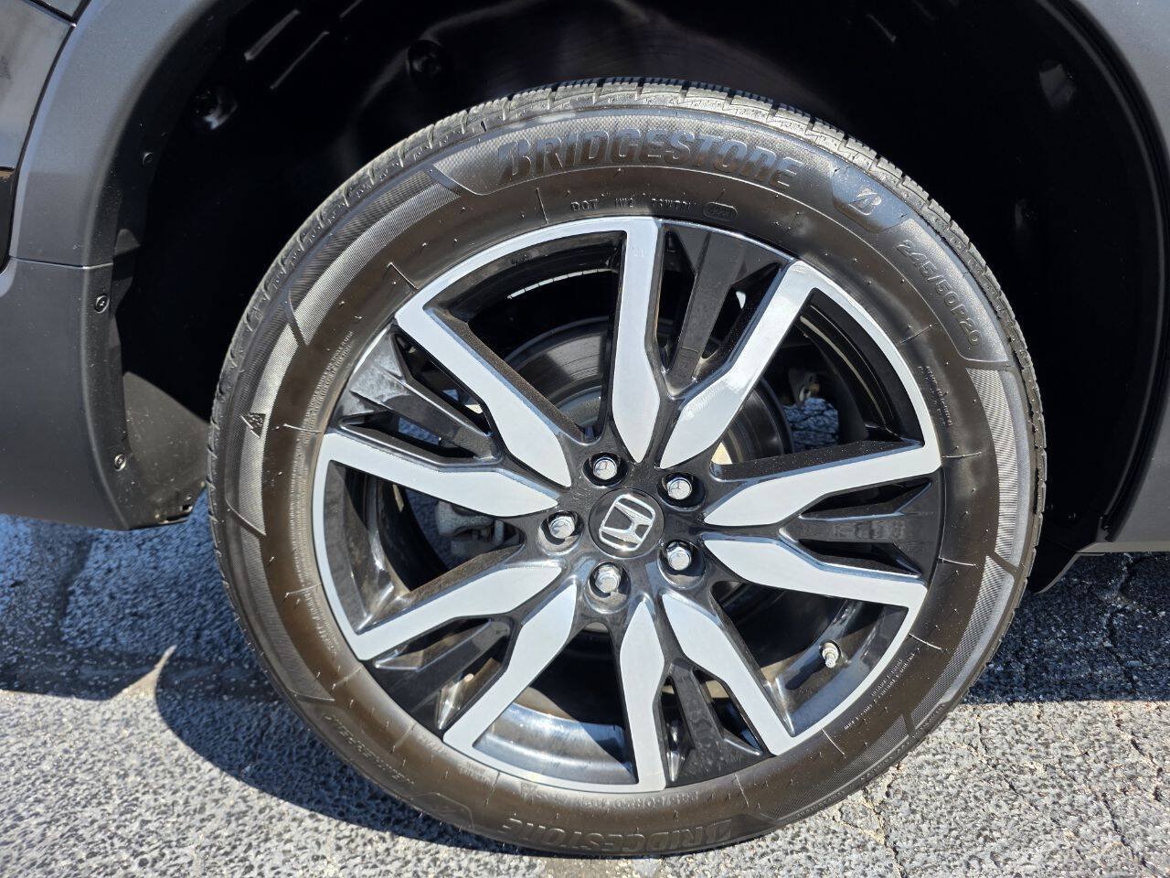 Used 2021 Honda Pilot Touring image 35