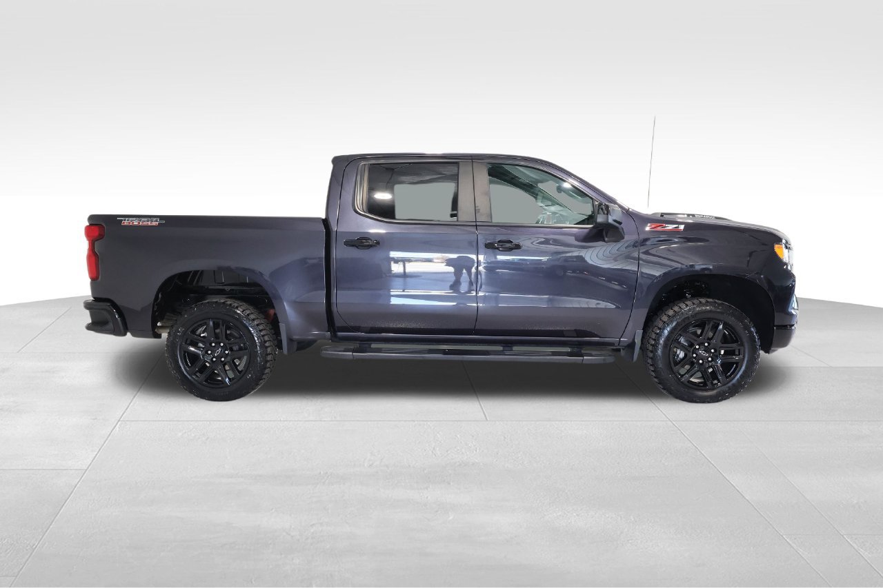 Certified 2023 Chevrolet Silverado 1500 LT Trail Boss w/ LPO, Dark Essentials Package AWD/4WD image 5