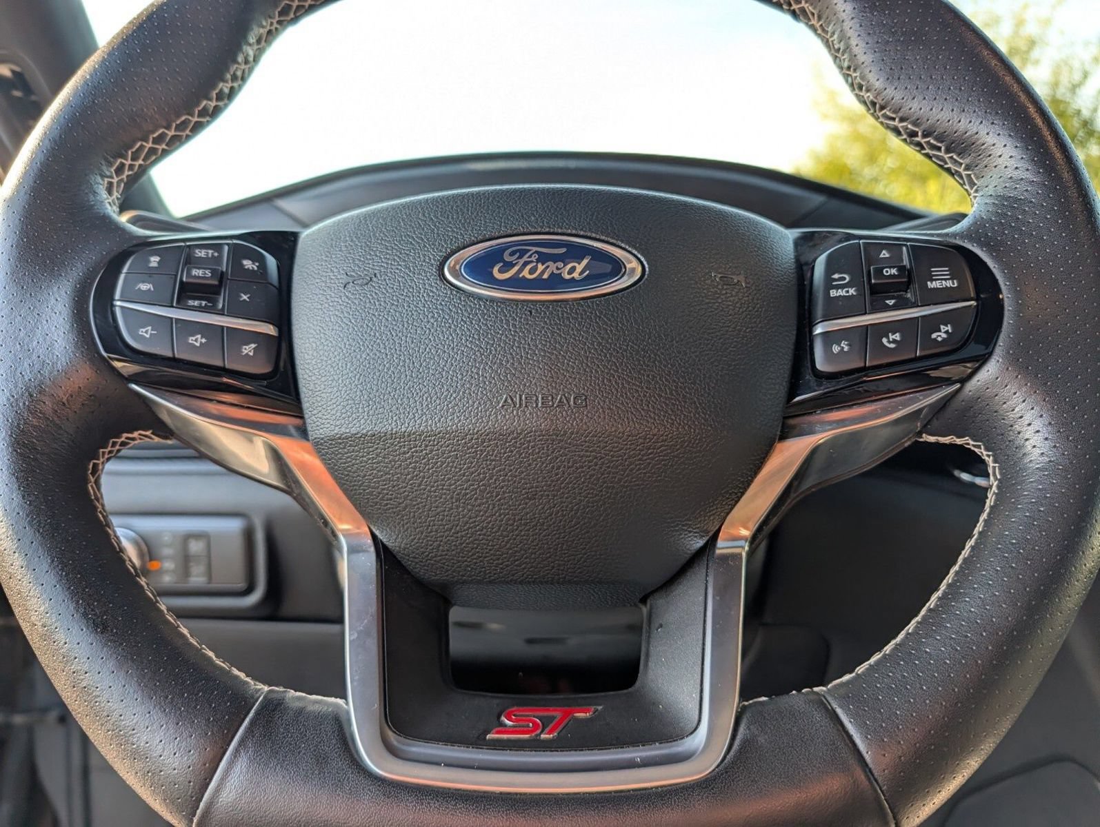 Used 2023 Ford Explorer ST w/ Equipment Group 401A AWD/4WD image 36