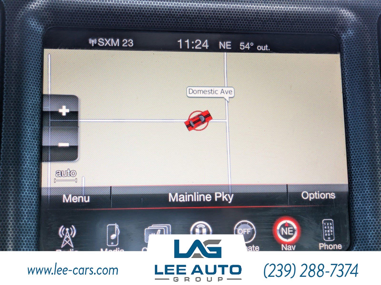 Used 2015 Dodge Challenger SXT Plus w/ Driver Convenience Group image 21