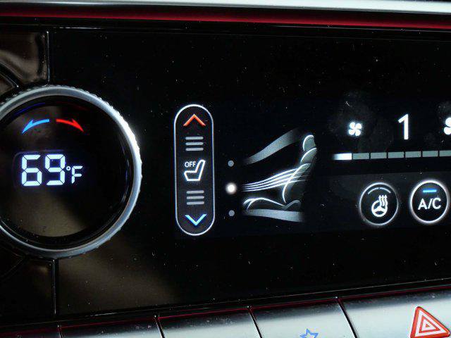 Used 2024 Genesis GV70 3.5T Sport w/ Sport Advanced Package AWD/4WD image 19