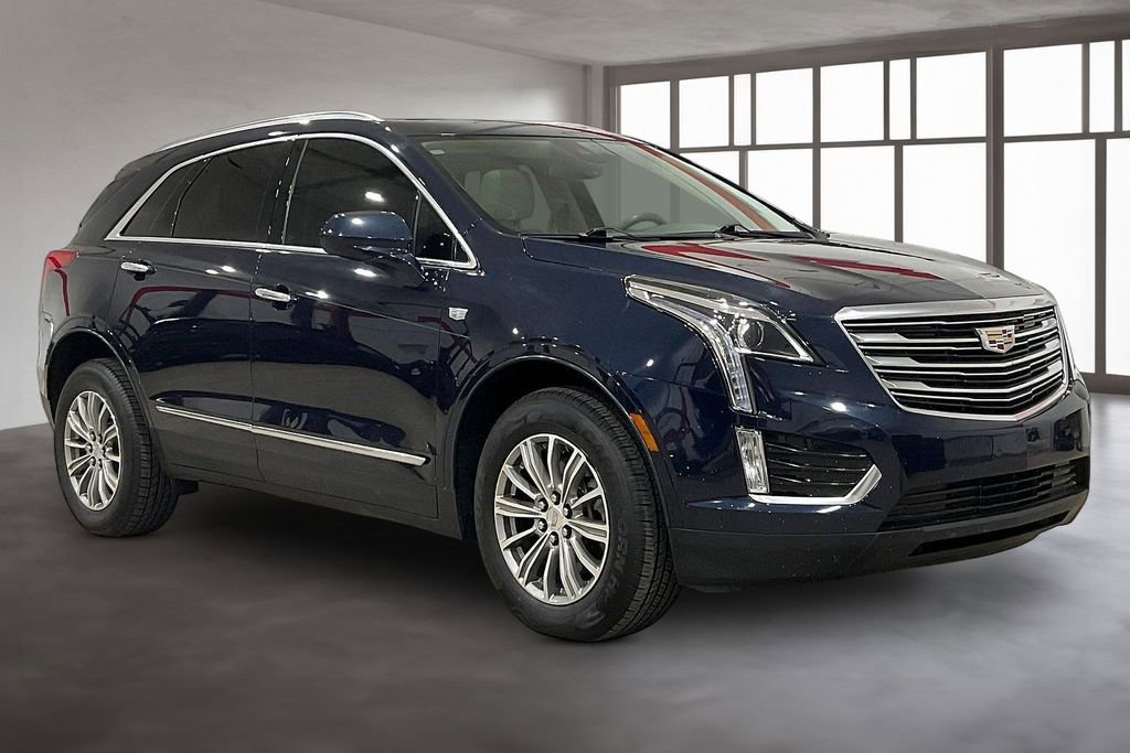 Used 2017 Cadillac XT5 Luxury w/ Driver Awareness Package image 12