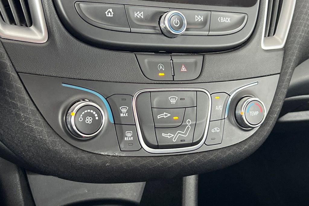 Used 2025 Chevrolet Malibu RS FWD image 27