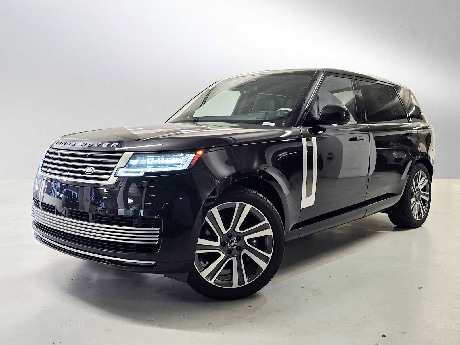 New 2025 Land Rover Range Rover SV
