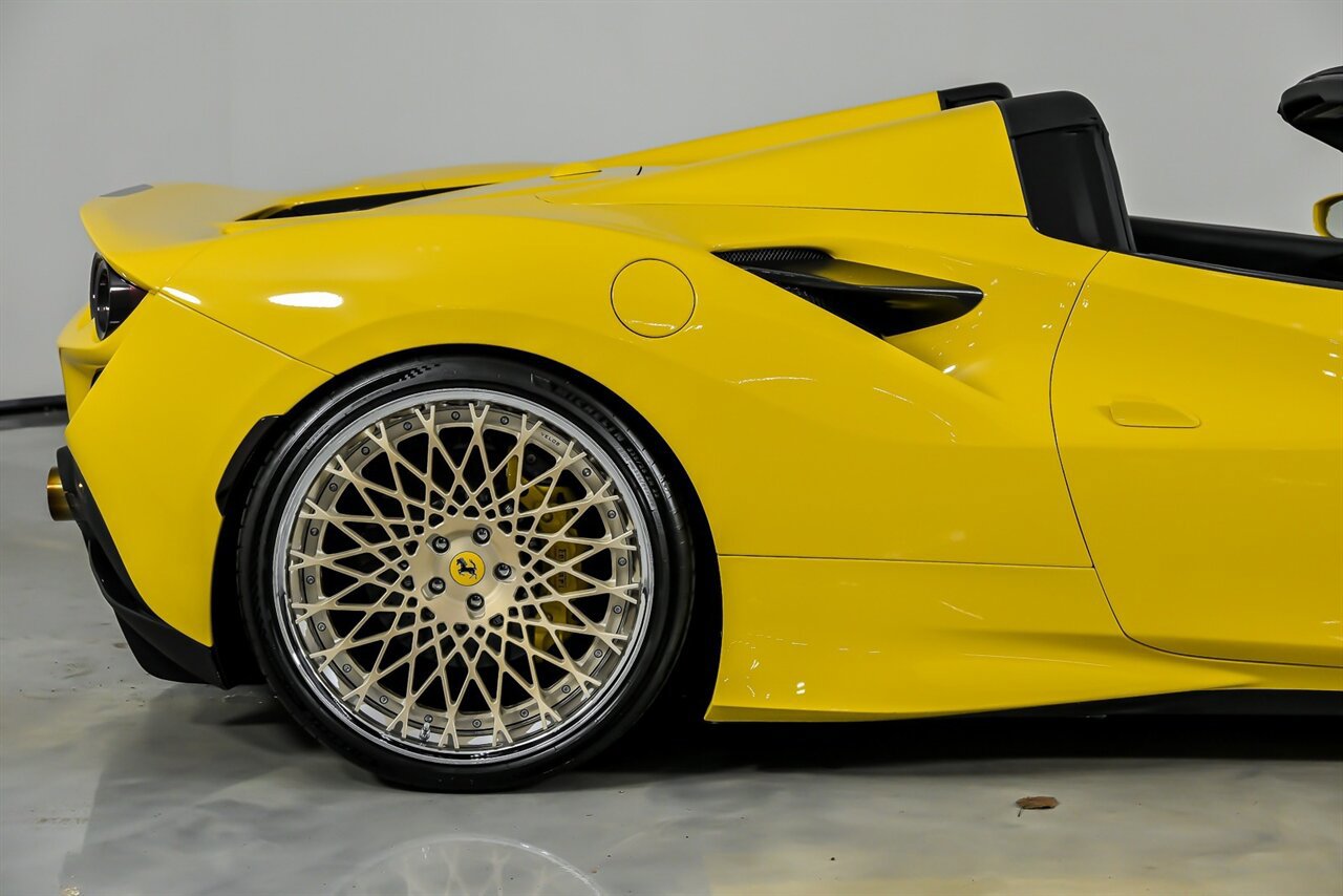 Used 2021 Ferrari F8 Tributo RWD image 13