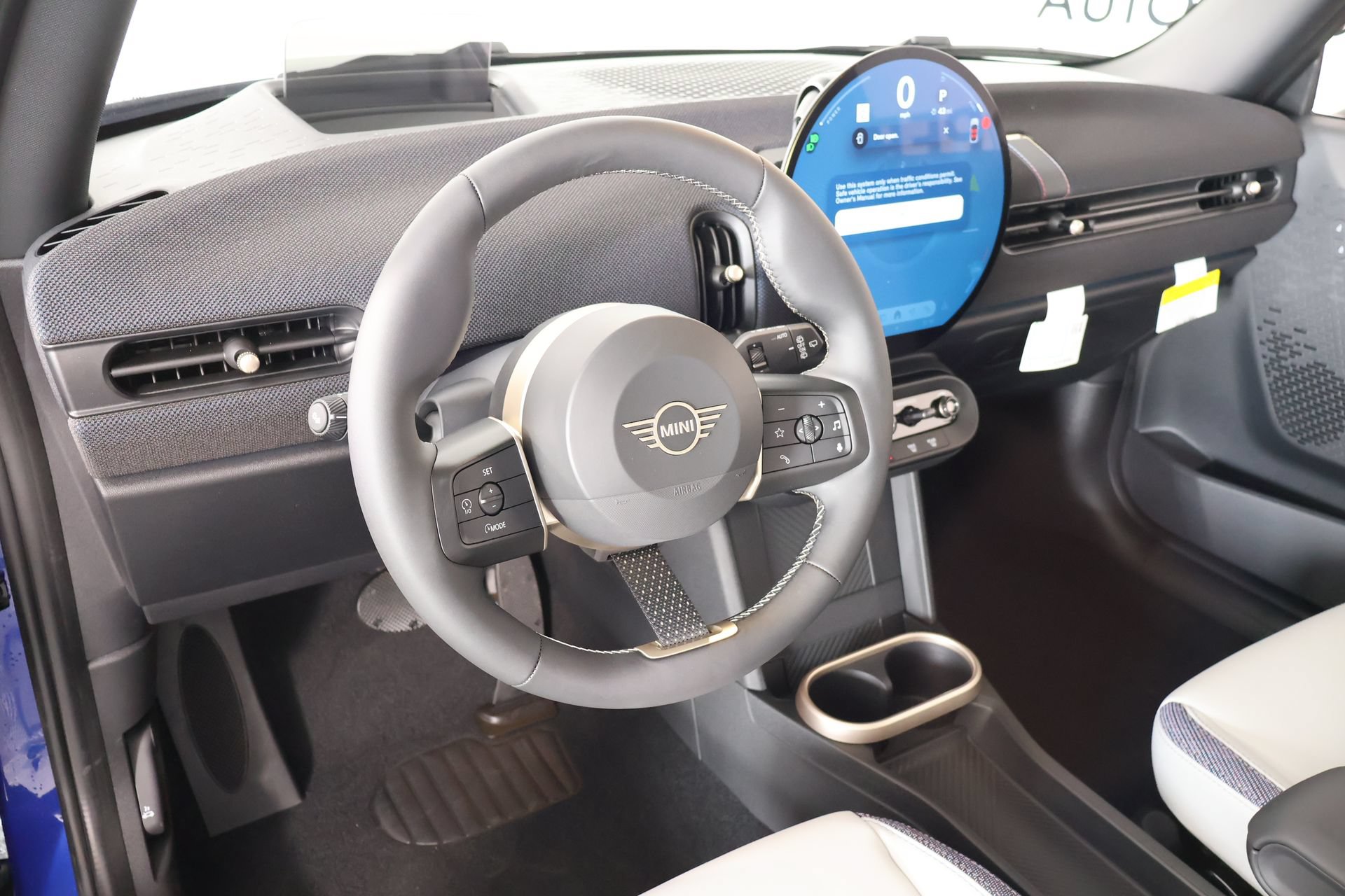 New 2026 MINI Cooper 2-Door Hardtop FWD image 2