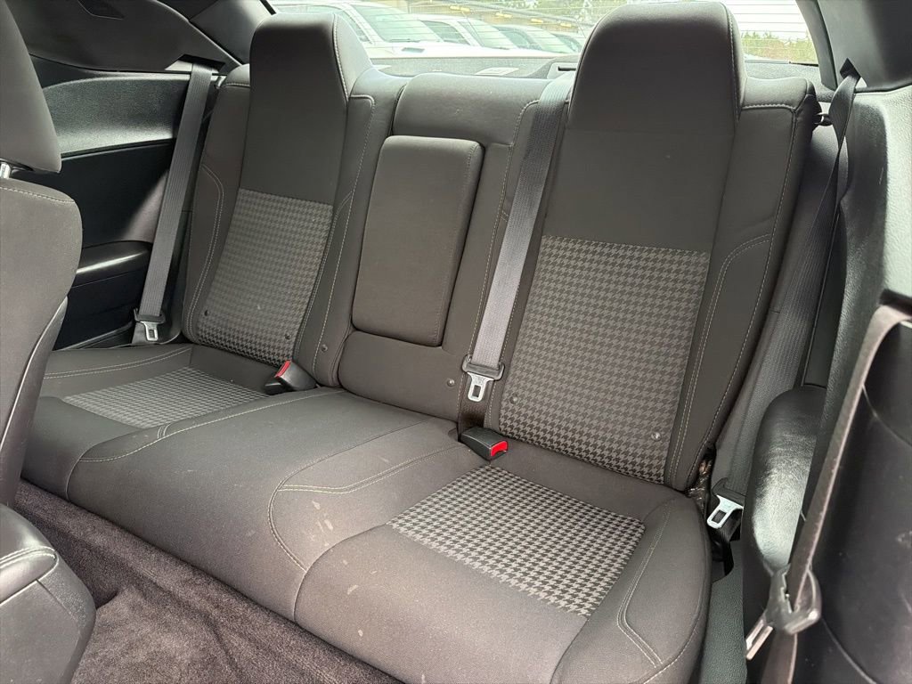 Used 2018 Dodge Challenger SXT image 22