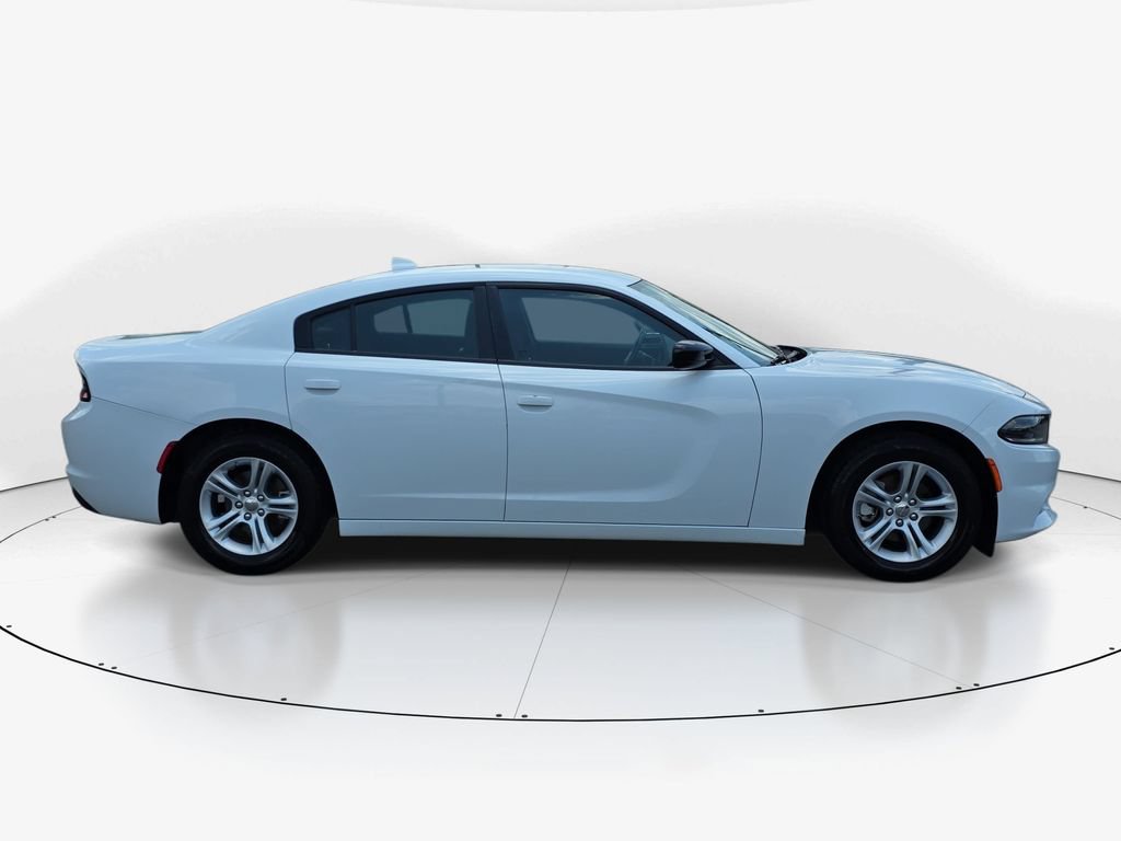 Used 2023 Dodge Charger SXT RWD image 5