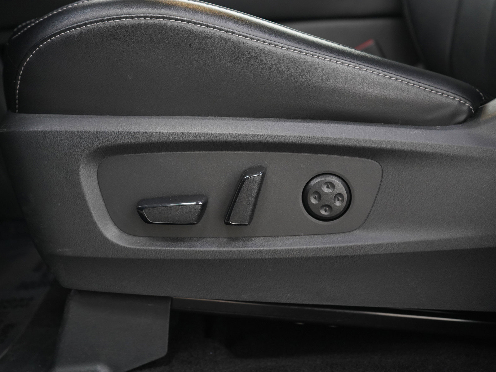 Used 2024 INFINITI QX60 Luxe AWD/4WD image 31